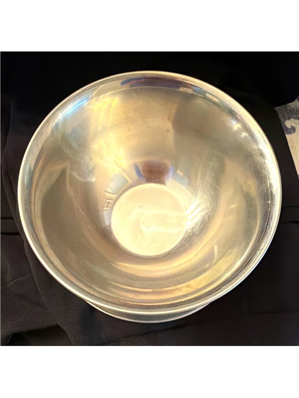 Vintage MCM 1970’s 18/8 Stainless Steel Oneida Gravy Bowl w/ built in drip plate